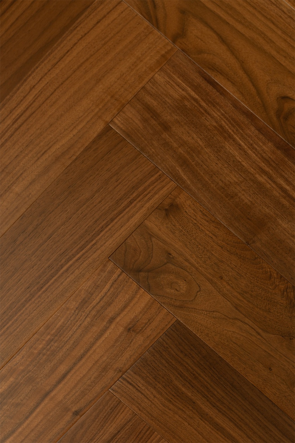 Паркетная доска Karelia арт Walnut Harmonic HB фото 3